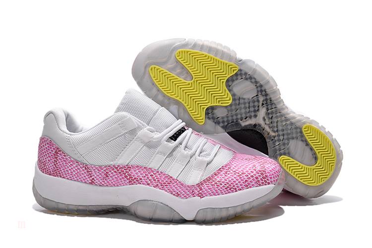 Tenisky Nike Air Jordan 11 Retro Low GS Dievcenske Biele Čierne Červené Slovensko | SK-RFAQIS125
