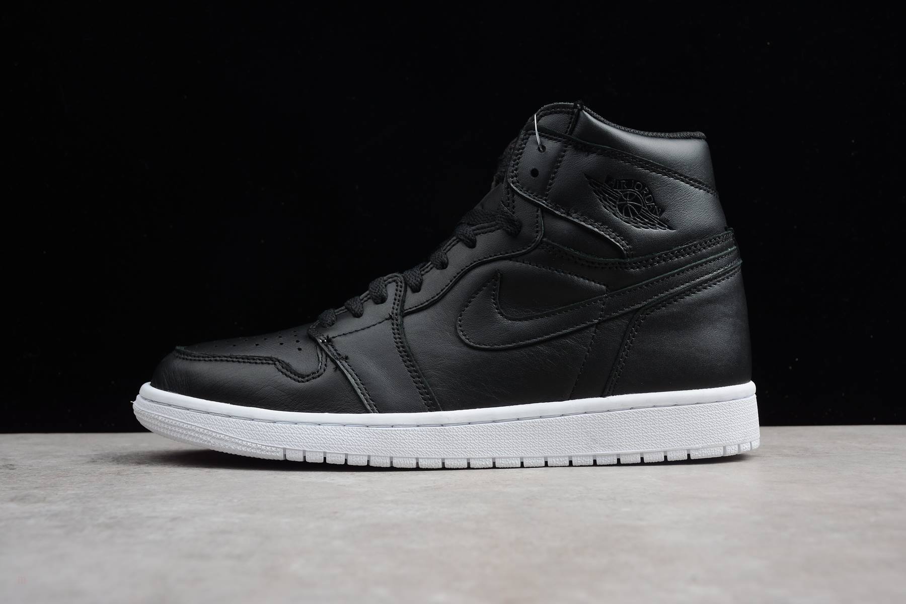 Tenisky Nike Air Jordan 1 High OG Cyber Monday Panske Čierne Biele Slovensko | SK-XSJBOI089