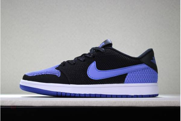 Tenisky Nike Air Jordan 1 Low Flyknit Royal Panske Kráľovská Modrá Čierne Kráľovská Modrá Biele Slovensko | SK-DQZGHT137