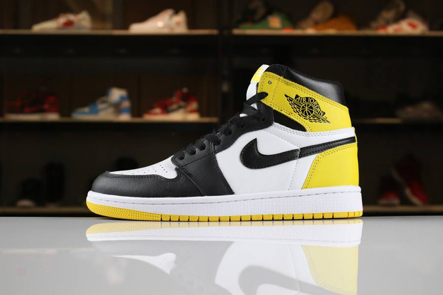 Tenisky Nike Air Jordan 1 Retro High OG Panske Žlté Biele Čierne Žlté Slovensko | SK-GLJHOT289