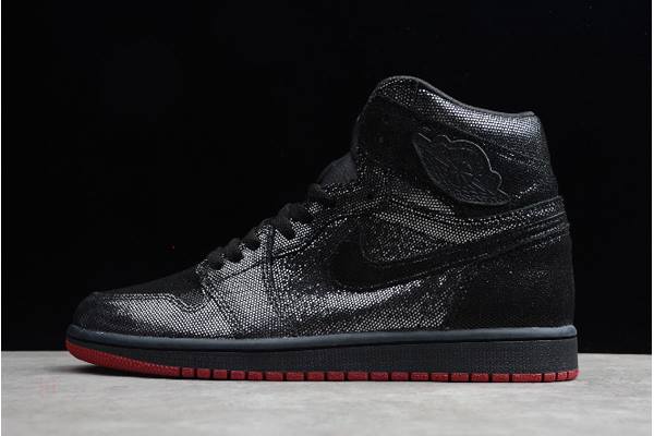 Tenisky Nike Air Jordan 1 Retro High OG Panske Čierne Červené Slovensko | SK-MEJHUW314