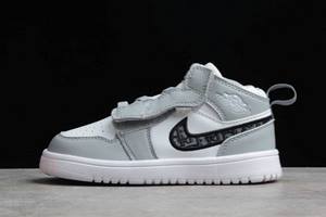 Tenisky Nike Air Jordan 1 Stredne Chlapcenske Siva Biele Slovensko | SK-UPEWOS540