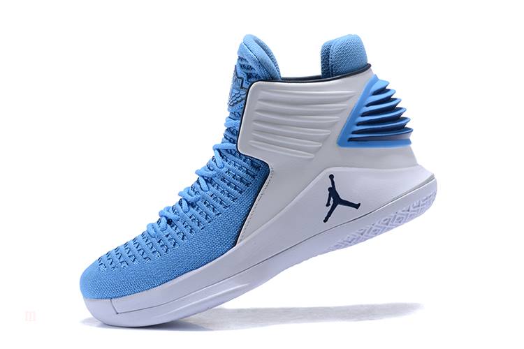Tenisky Nike Air Jordan 32 UNC Tar Heels PE Panske Modre Slovensko | SK-JWECMY601