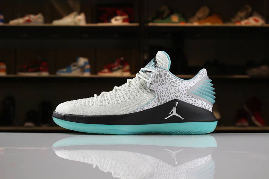 Tenisky Nike Air Jordan 32 XXXII Low Panske Biele Slovensko | SK-ZFMNGO539