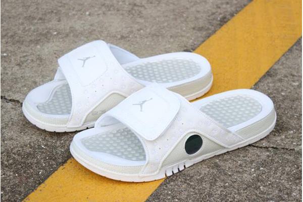 Tenisky Nike Air Jordan Hydro 13 Retro Sandals Panske Biele Metal Strieborne Slovensko | SK-BZHROT318