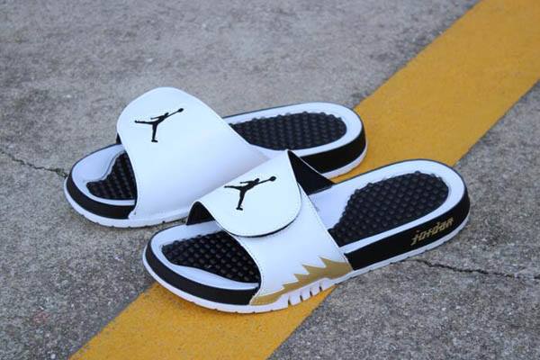 Tenisky Nike Air Jordan Hydro 5 Retro Slapky Panske Biele Metal Zlate Čierne Slovensko | SK-VZLBFQ283