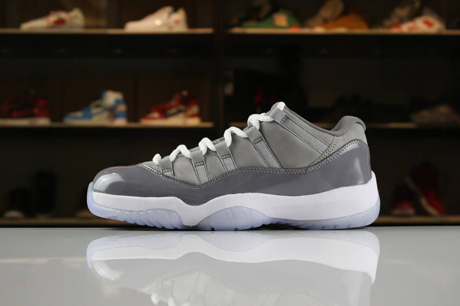 Topanky Nike Air Jordan 11 Low Panske Siva Biele Slovensko | SK-YCJEZW829